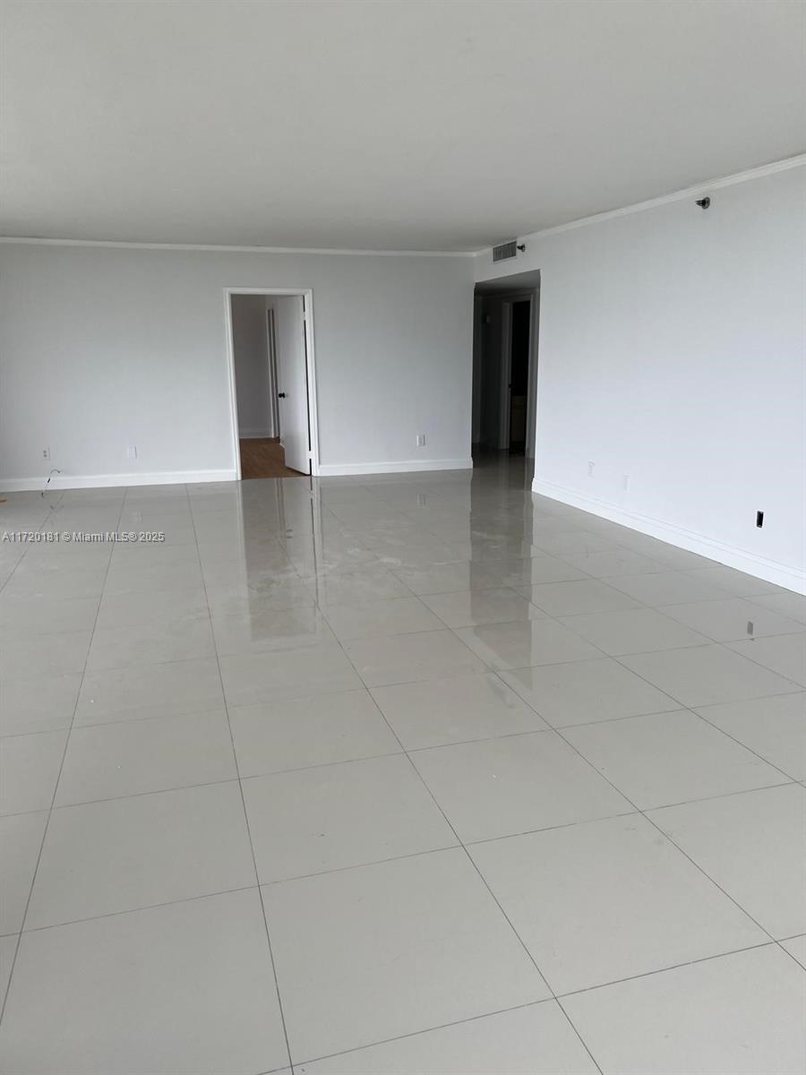 JOCKEY CLUB III - Residential