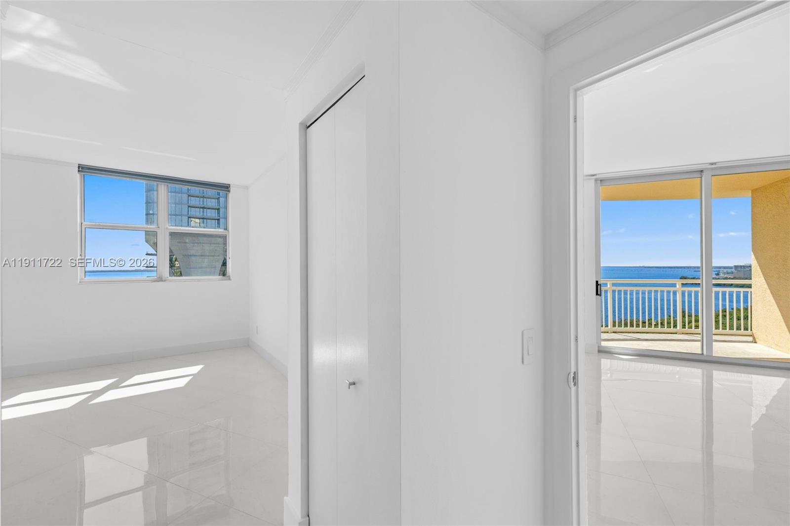 THE METROPOLITAN CONDO - Residential