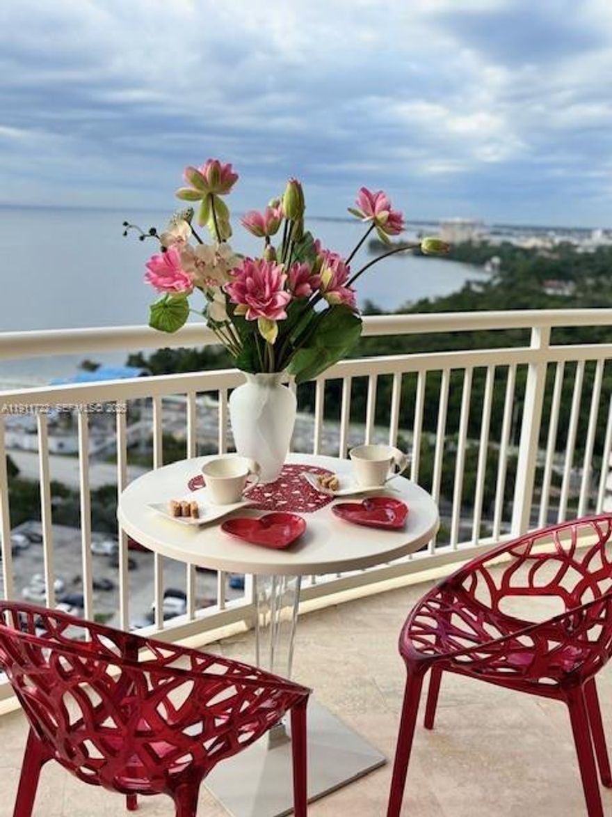 Just blocks away, you have access to beautiful parks and the stunning Key Biscayne beaches, where you can enjoy sailing, jet-skiing, running, biking, and simply relaxing by the water.
Experience refined living at The Metropolitan in Brickell with this remodeled 2-bedroom, 2-bathroom corner apartment. Offering stunning Biscayne views of Coconut Grove and Key Biscayne, this unit boasts a chef's kitchen equipped with Bosch appliances and a Bader sink disposer.Hunter Douglas curtains, some electronically controlled, adorn the windows, enhancing the open layout flooded with natural light. Enjoy ample storage with a spacious walk-in closet. Residents have access to resort-style amenities such as a pool, fitness center, sauna, and more, along with 24/7 concierge and valet services.