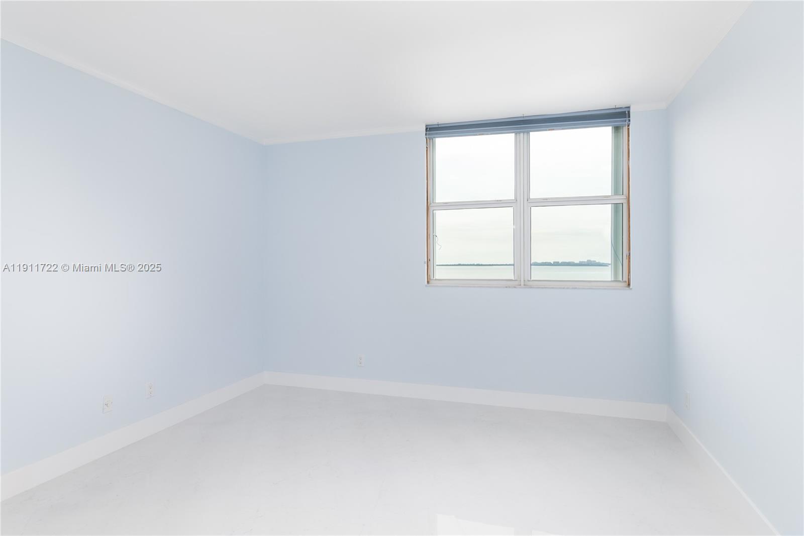 THE METROPOLITAN CONDO - Residential