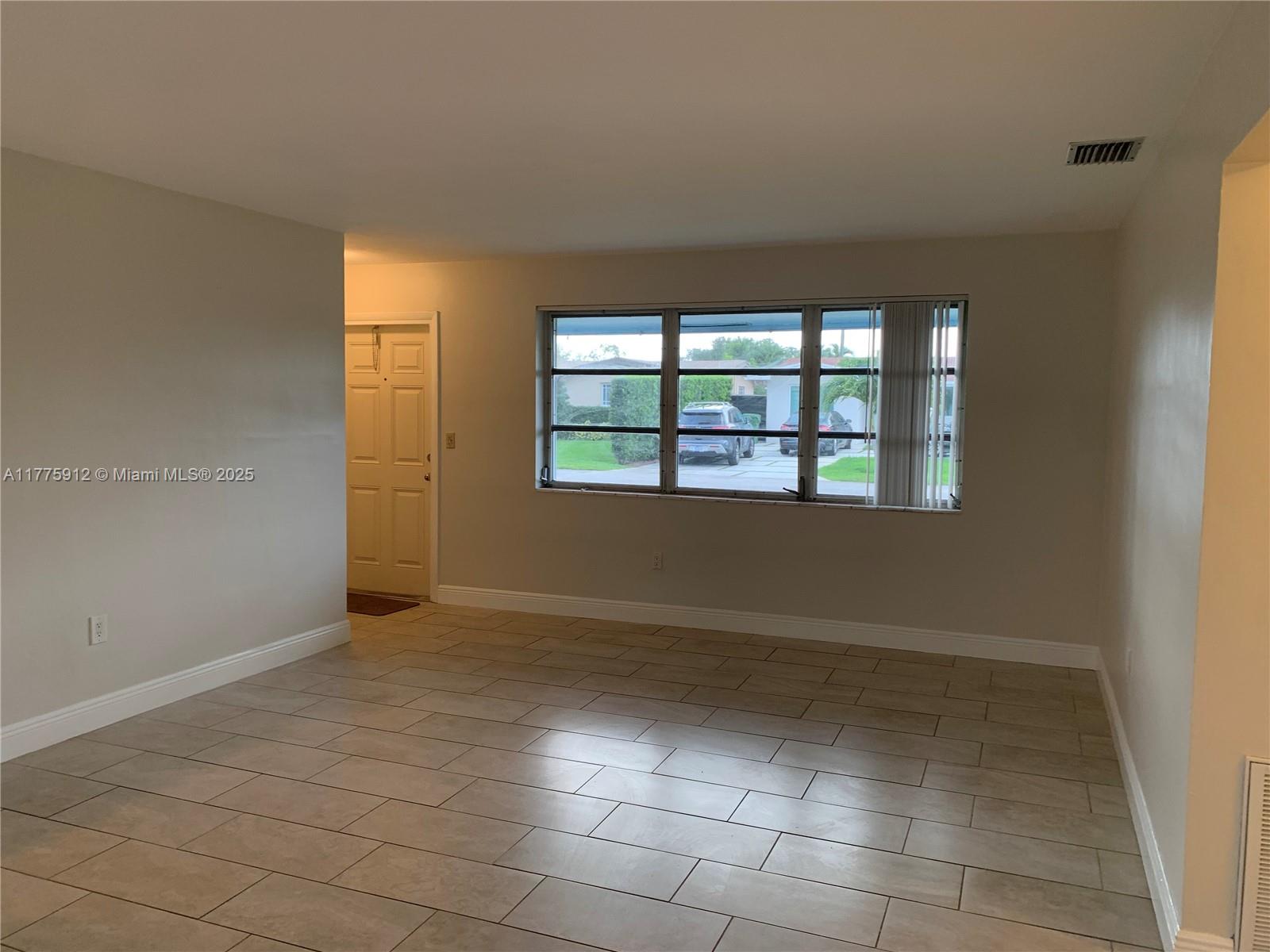 8300 NW 11th Ct