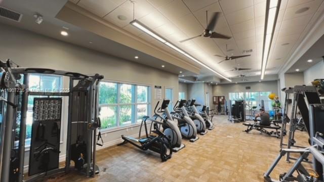 HILLCREST COUNTRY CLUB NO - Residential