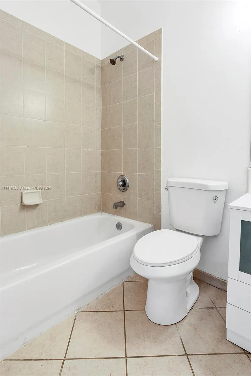 Cutler Bay, Florida 33190, United States, 4 Bedrooms Bedrooms, ,3 BathroomsBathrooms,Residential,Active,144739