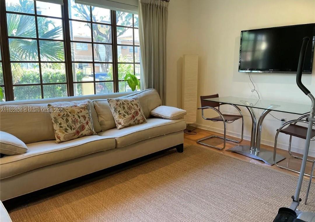1614 Pennsylvania Ave 1A, Miami Beach, Miami-Dade County, Florida - 1 Bedrooms  
1 Bathrooms - 