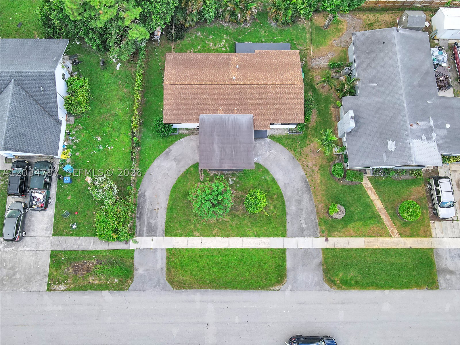 3810 NW 6th St