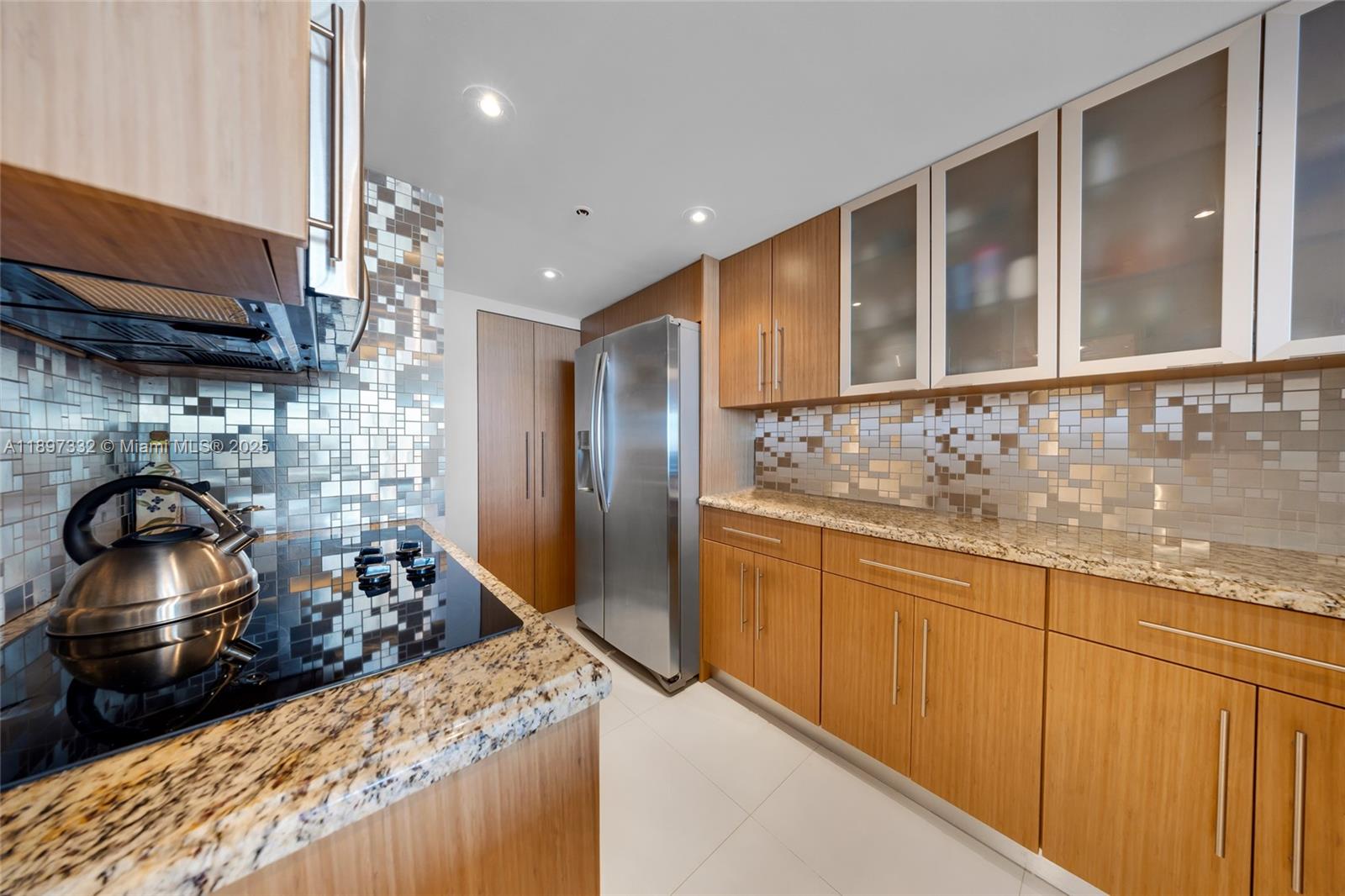 VENETIA CONDO - Residential