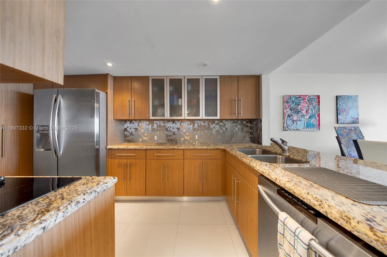 VENETIA CONDO - Residential