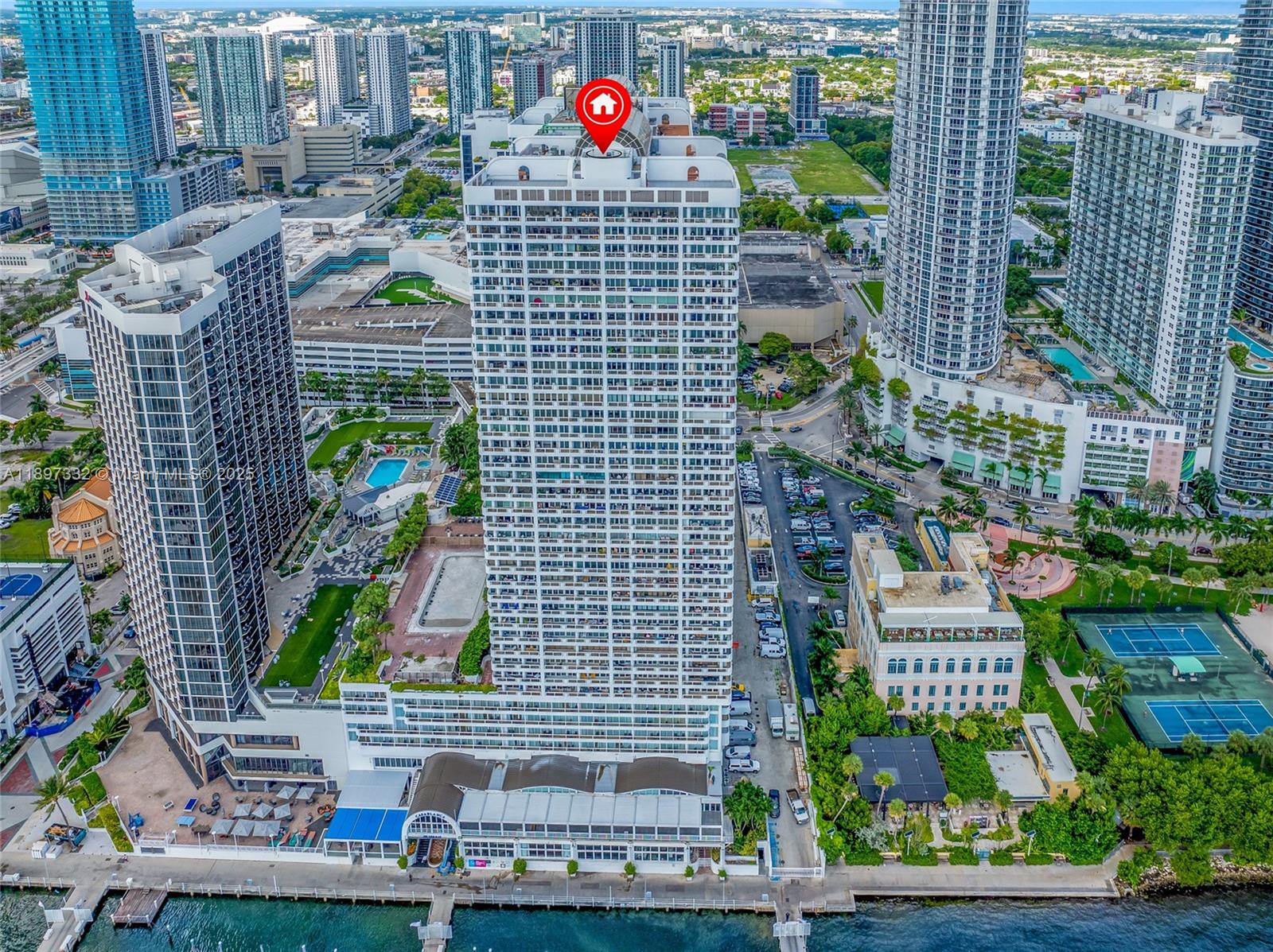 VENETIA CONDO - Residential