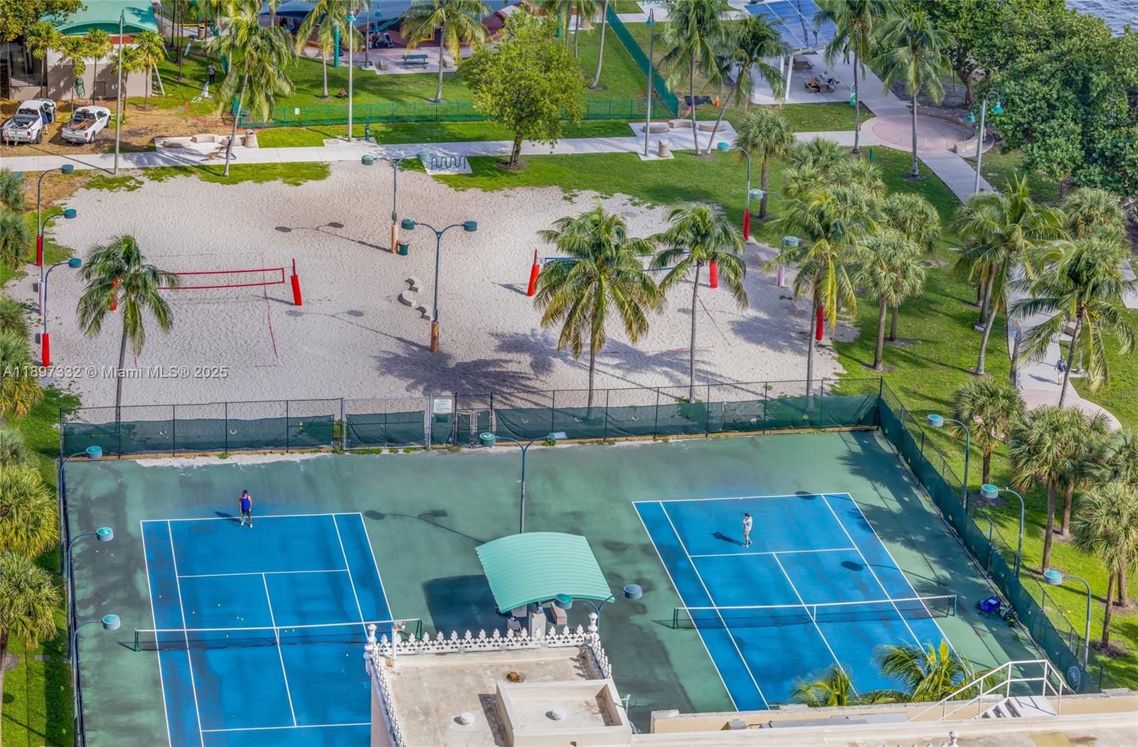 VENETIA CONDO - Residential