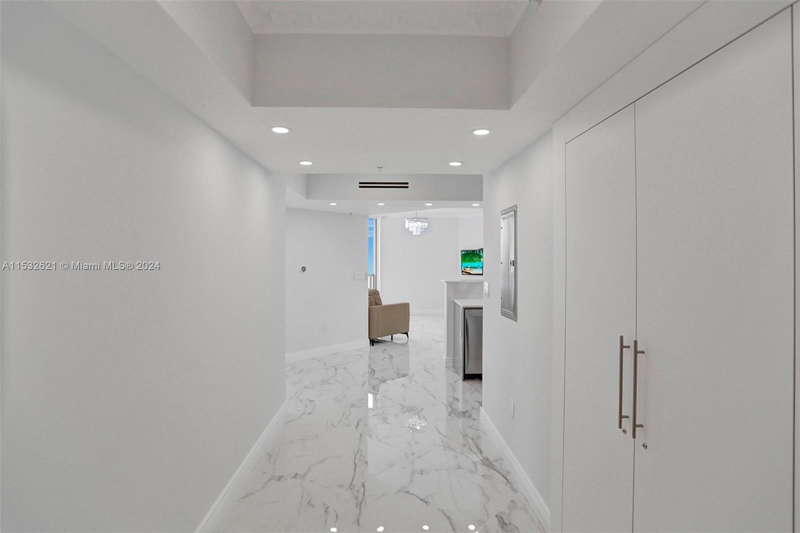 16699 Collins Ave 2209