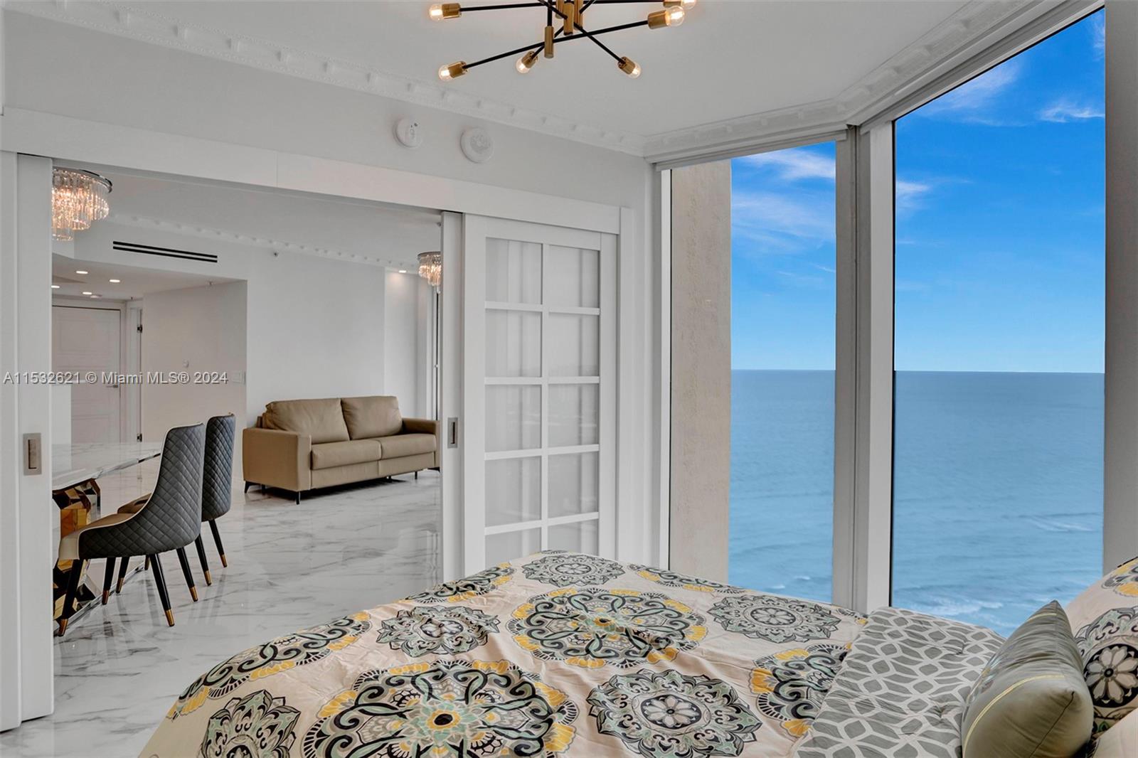 LA PERLA CONDO - Residential Lease