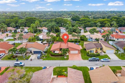 A home in Deerfield Beach