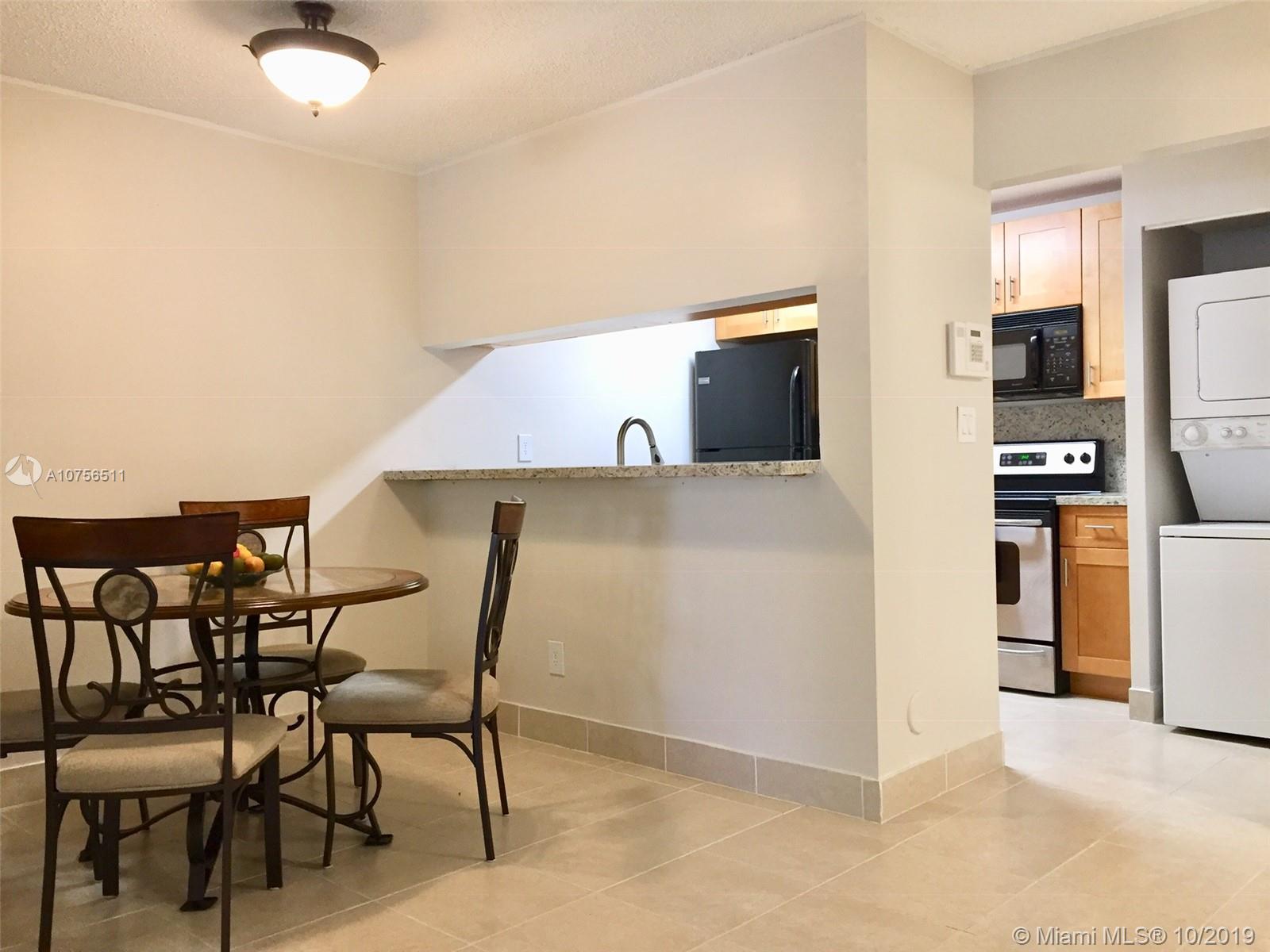 CLUB QUARTERS AT RAINTREE - Residential Lease