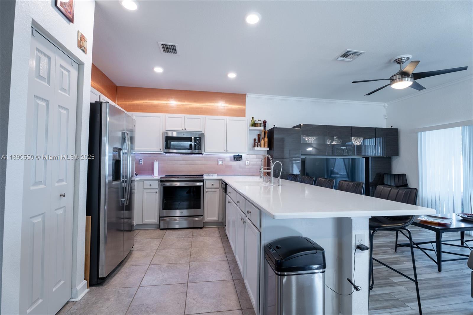 FERNANDOS PLACE / Leewaard - Residential