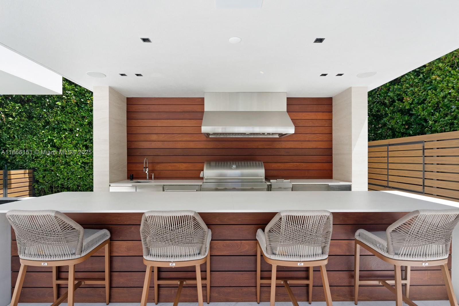 BAY POINT - Residential