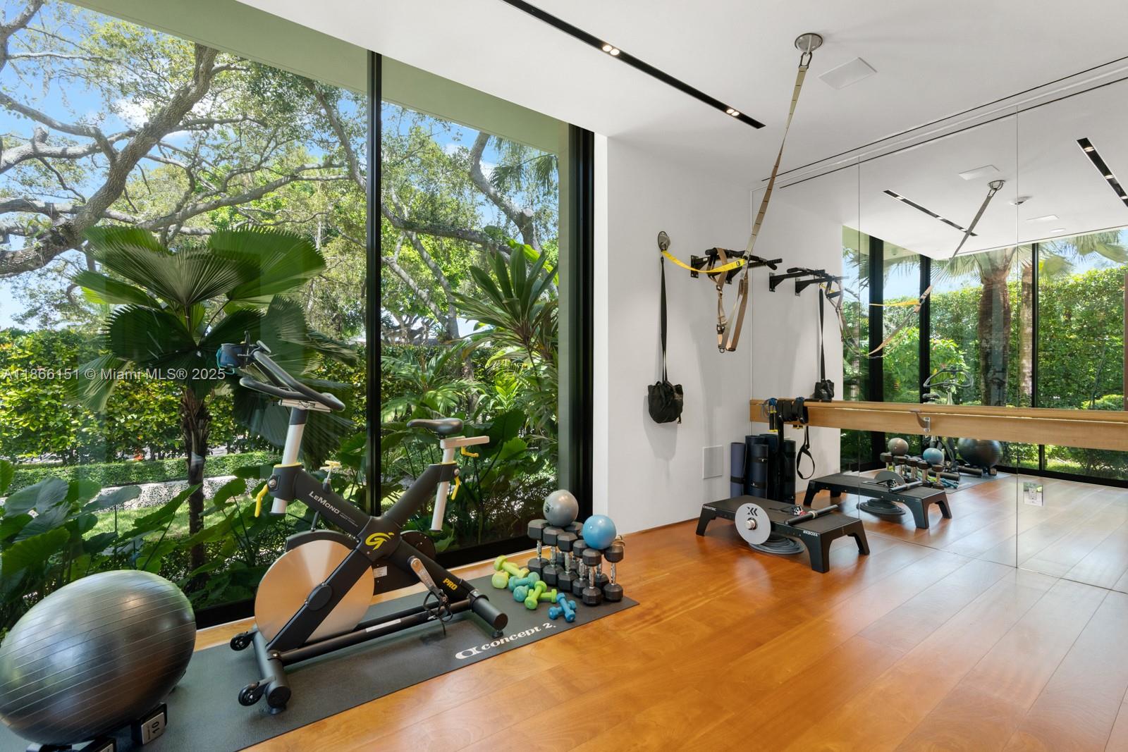 BAY POINT - Residential