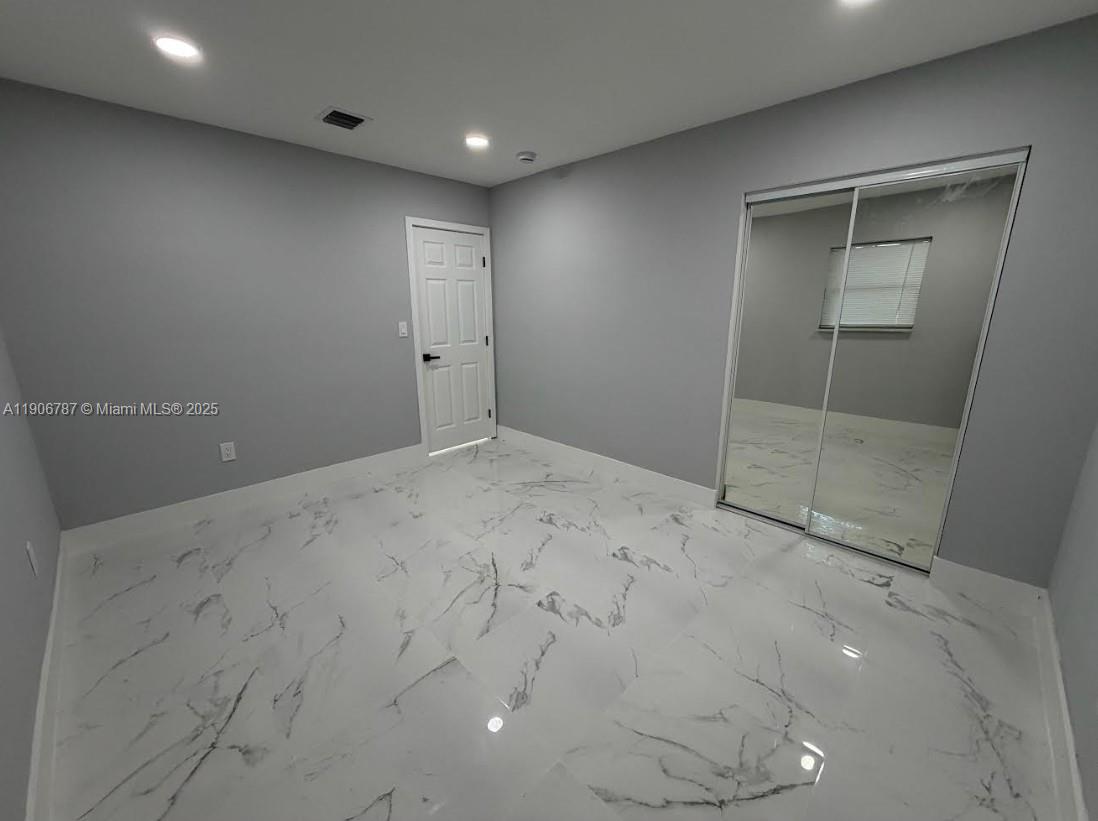 SOUTH HOLLYWOOD AMD PLAT - Residential