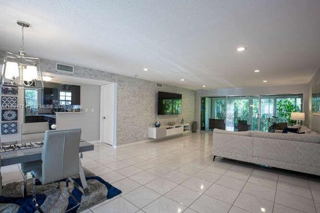 Photo of 3615 Citrus Trce #4, Davie, FL 33328 (MLS # A11994774)