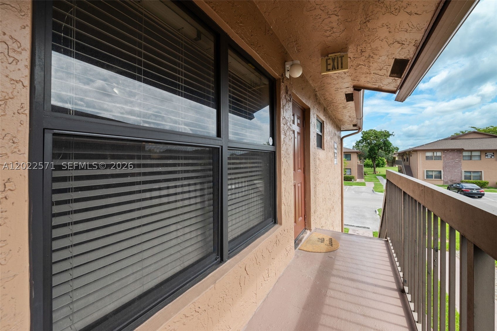 10049 Winding Lake Rd 202, Sunrise FL 33351