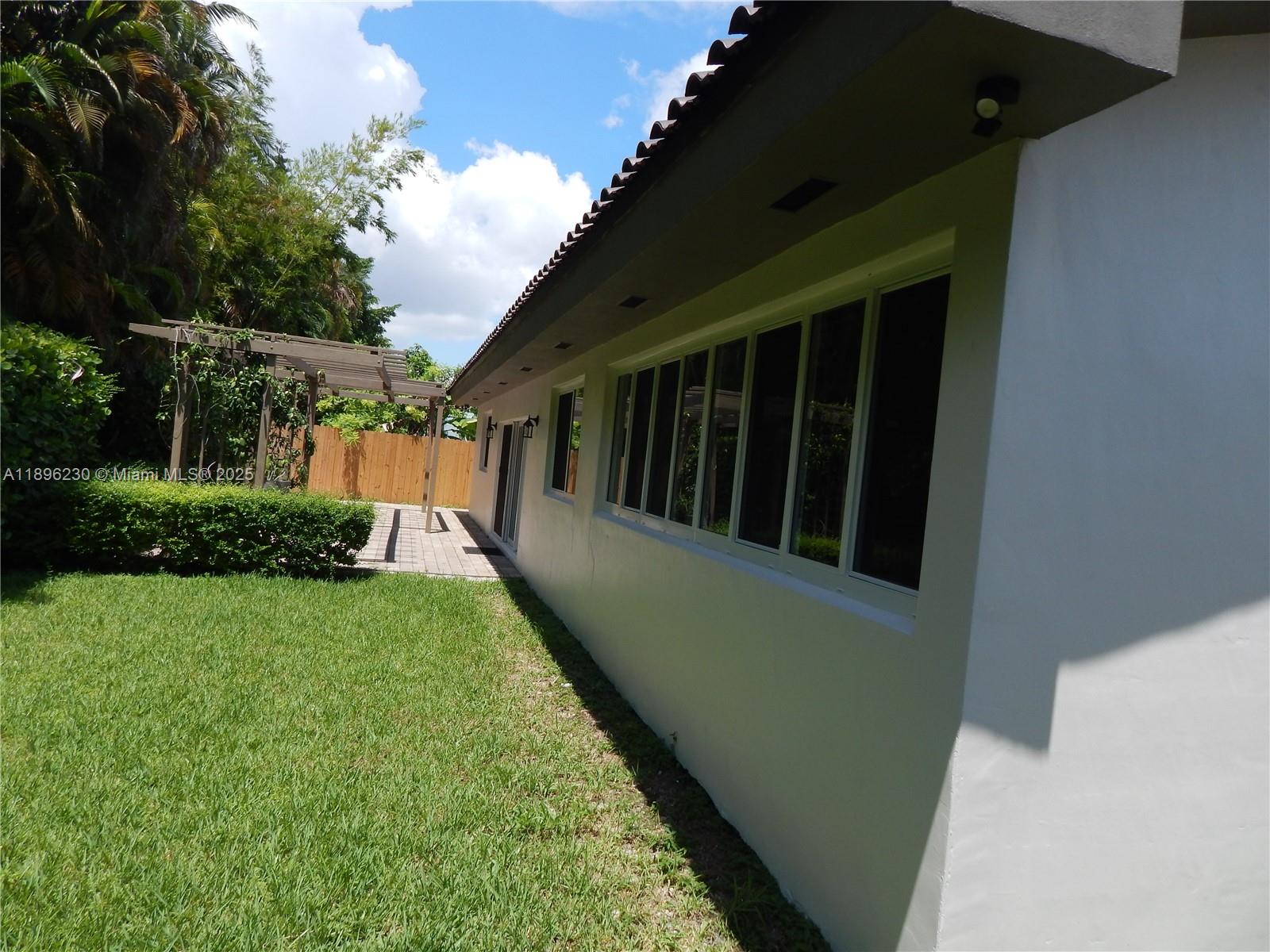 TIMBERWOOD ESTATES - Residential Lease