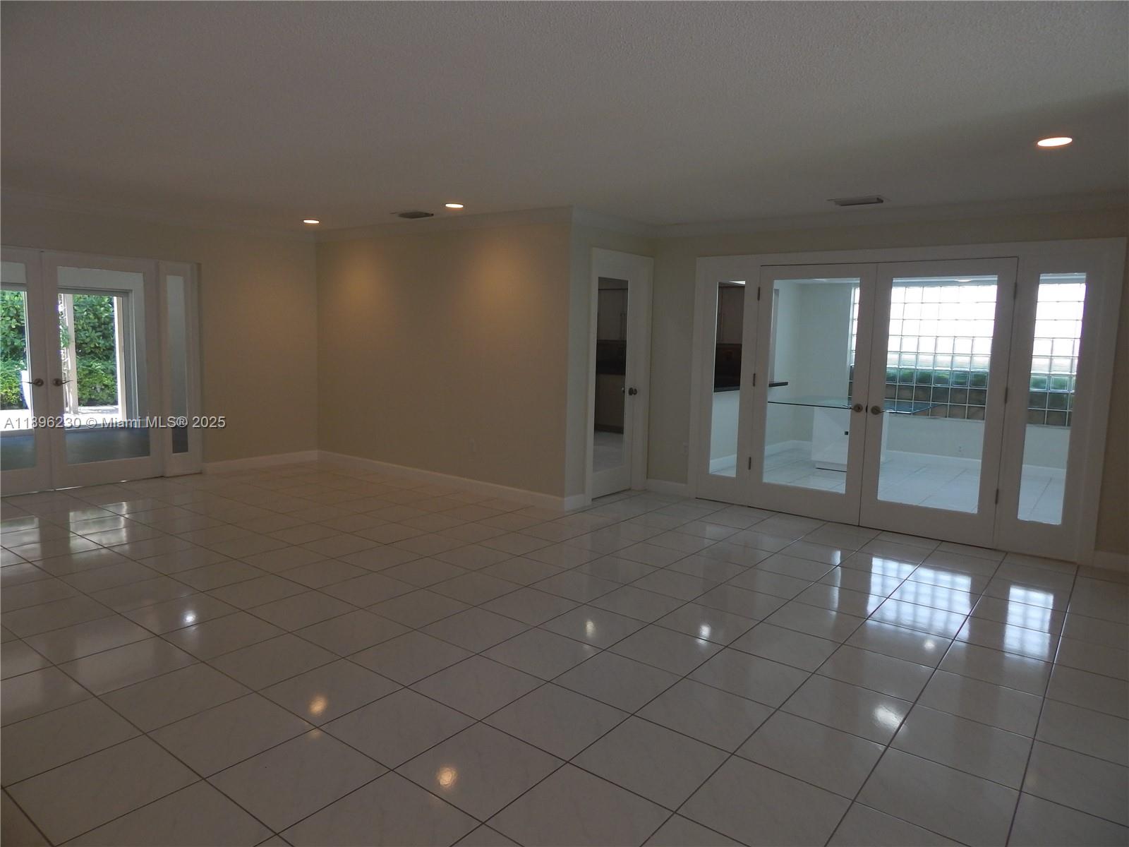 TIMBERWOOD ESTATES - Residential Lease