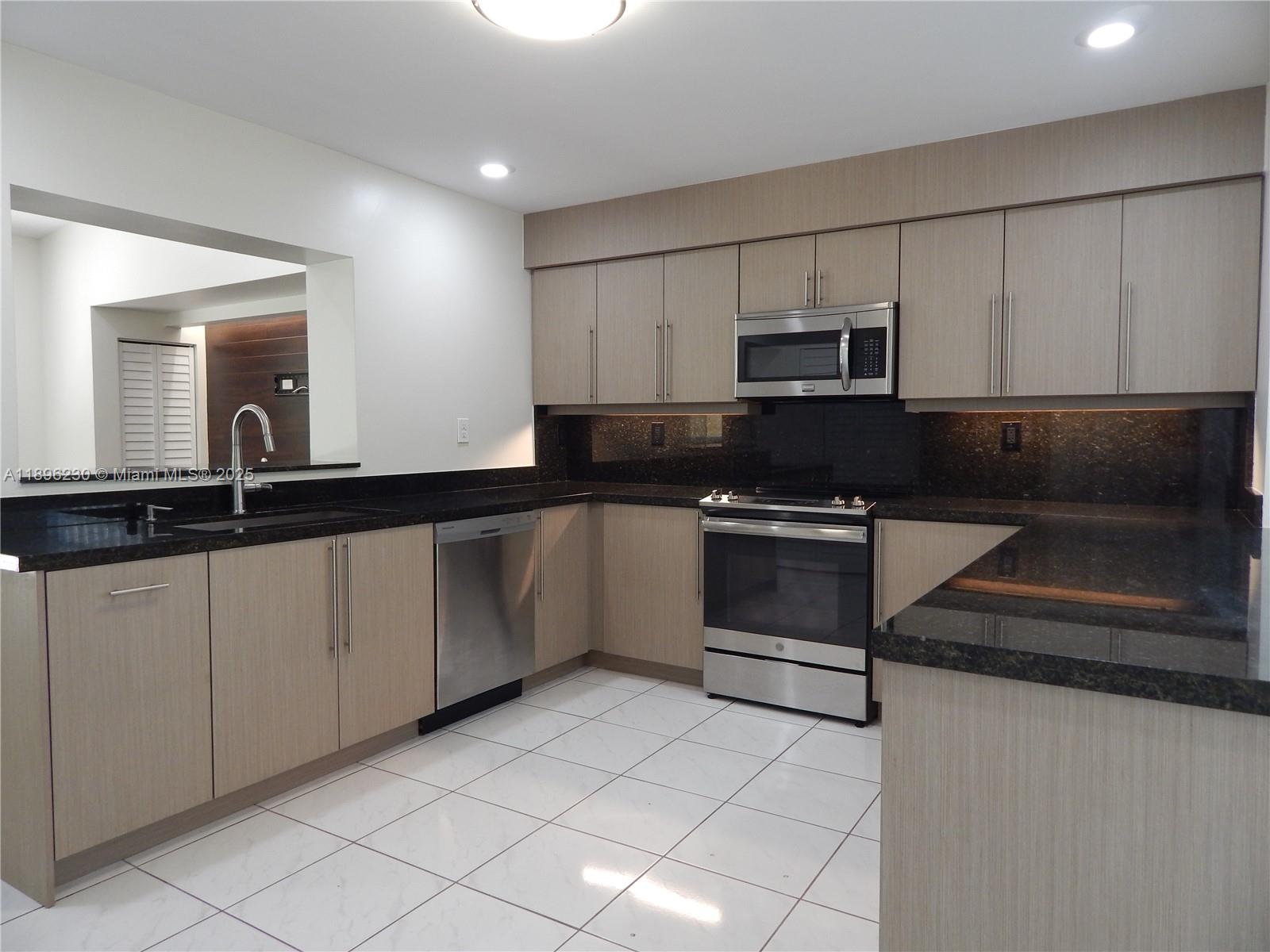 TIMBERWOOD ESTATES - Residential Lease