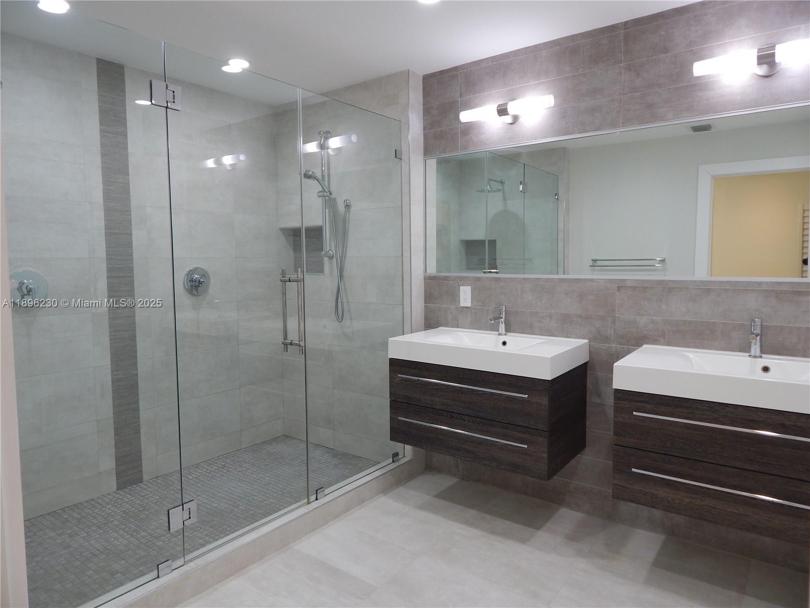 TIMBERWOOD ESTATES - Residential Lease