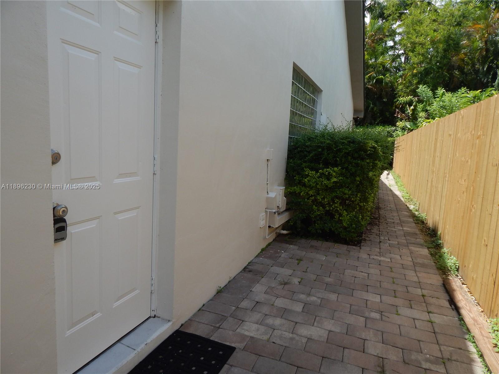 TIMBERWOOD ESTATES - Residential Lease