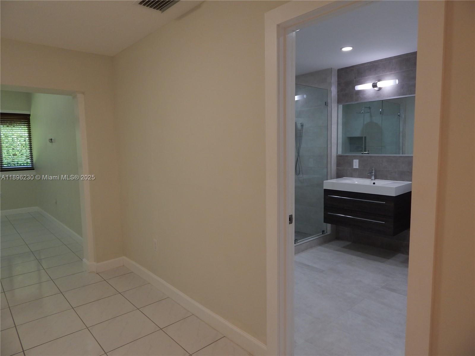 TIMBERWOOD ESTATES - Residential Lease