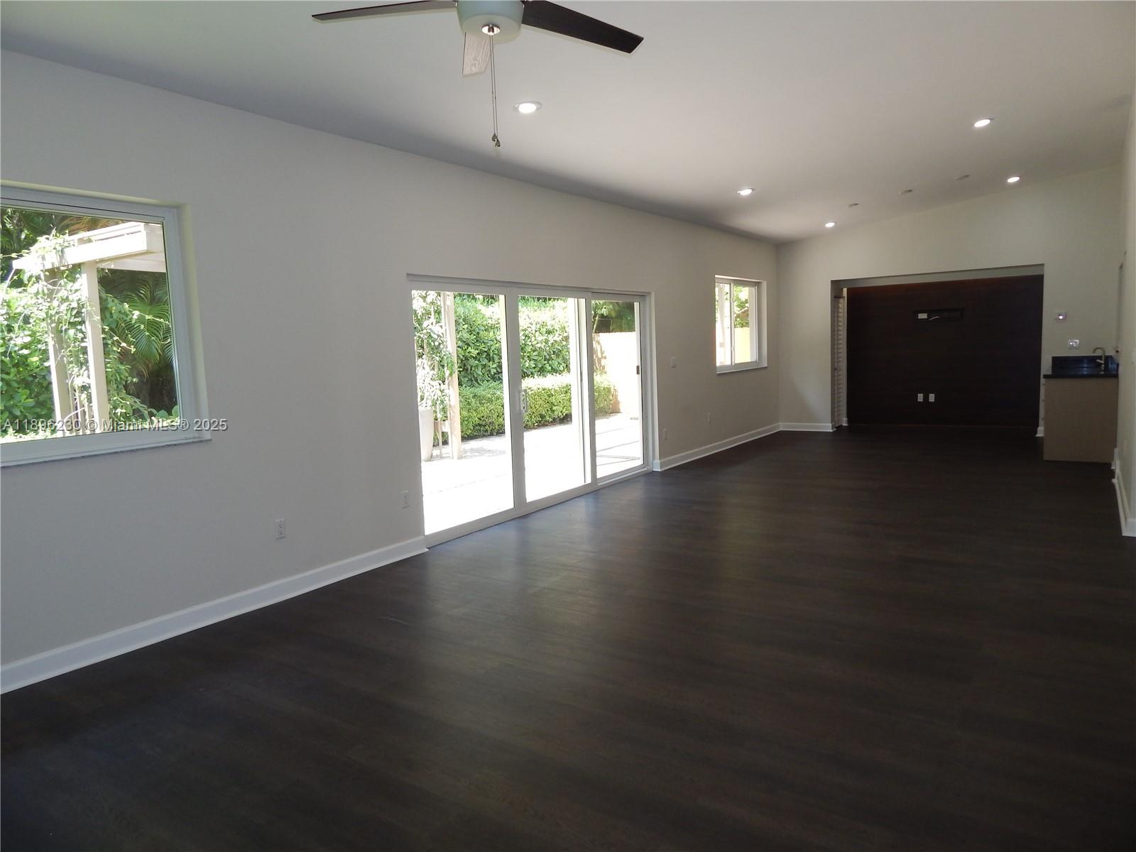 TIMBERWOOD ESTATES - Residential Lease