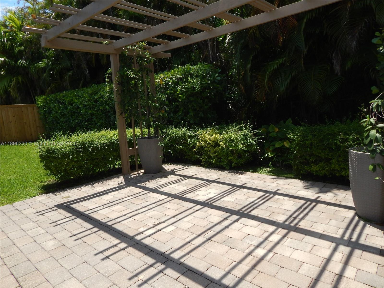 TIMBERWOOD ESTATES - Residential Lease