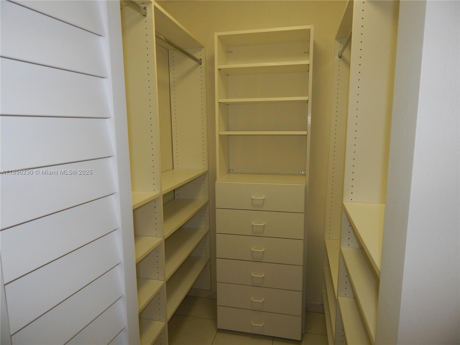 TIMBERWOOD ESTATES - Residential Lease