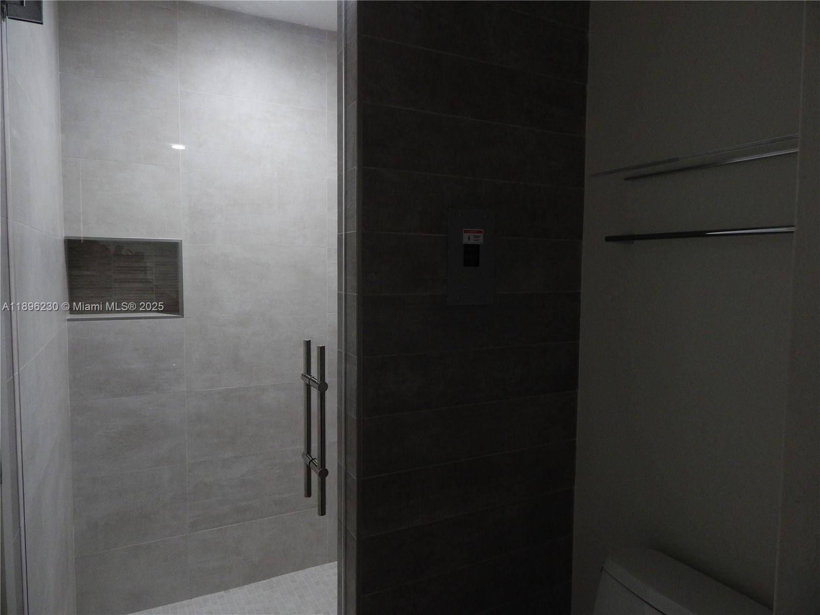 TIMBERWOOD ESTATES - Residential Lease