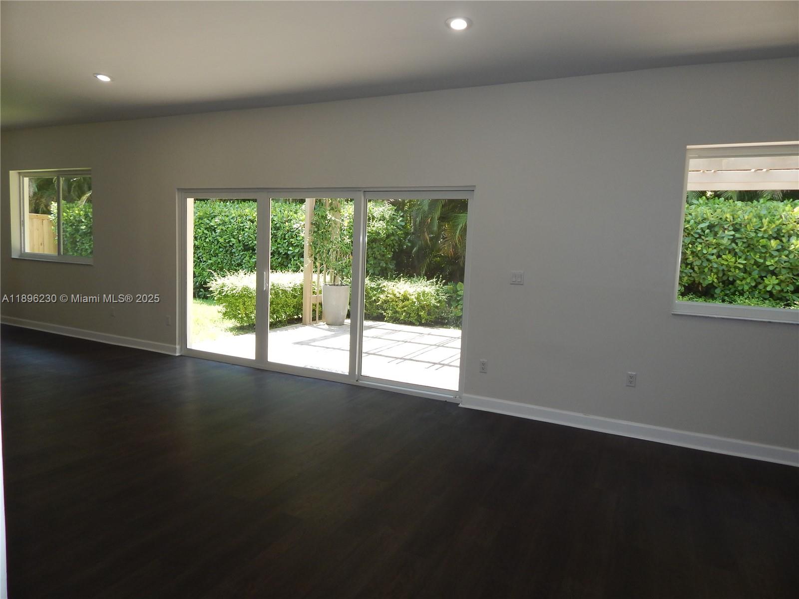 TIMBERWOOD ESTATES - Residential Lease