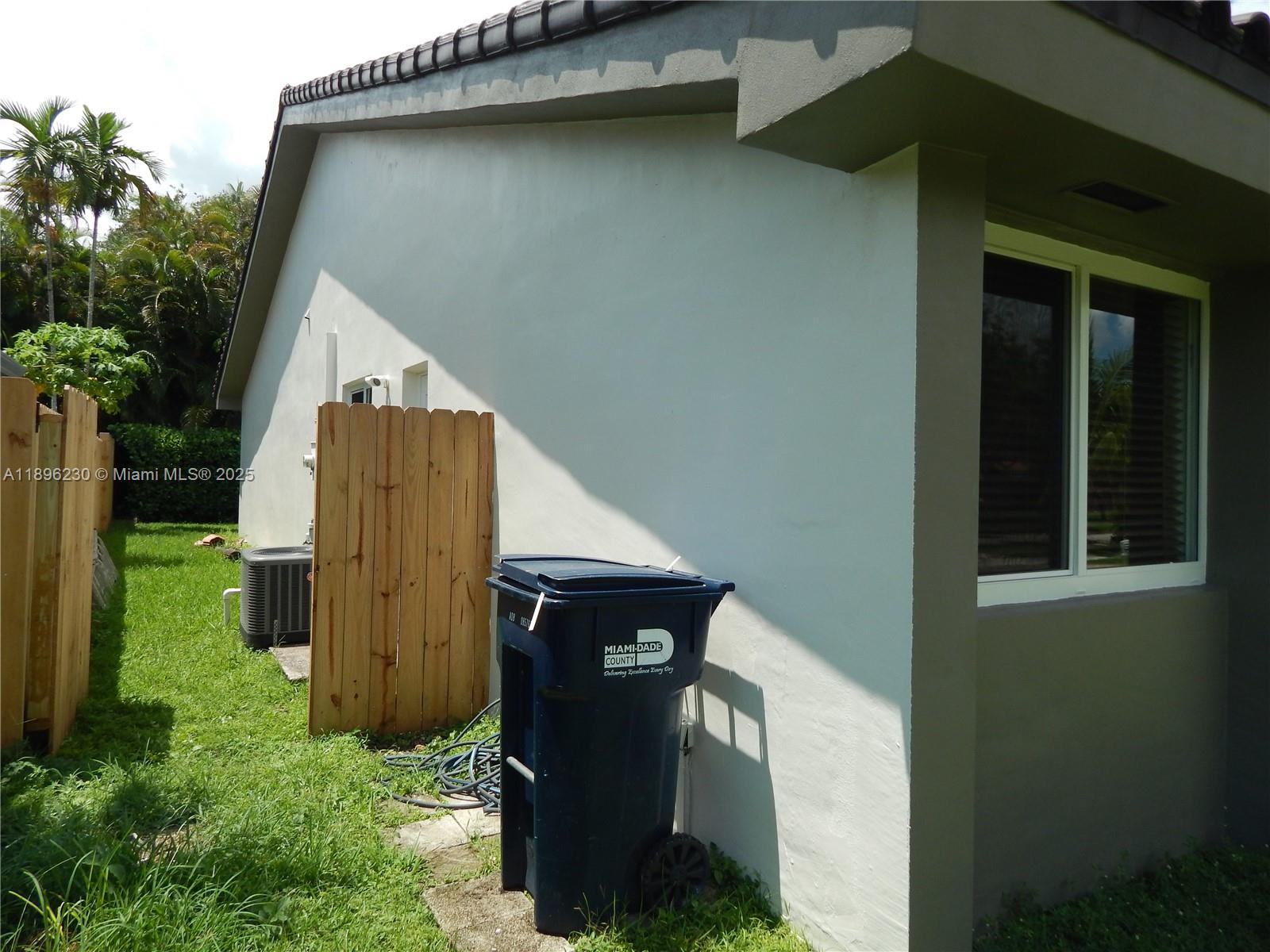 TIMBERWOOD ESTATES - Residential Lease