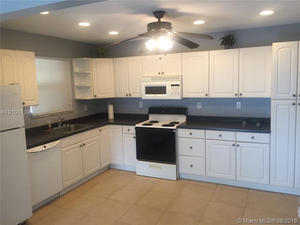 Emerald Isles Condo - Residential Lease