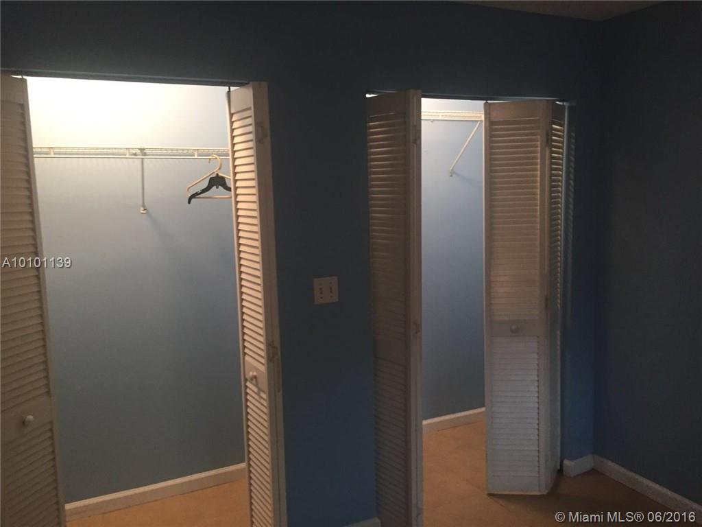 Emerald Isles Condo - Residential Lease