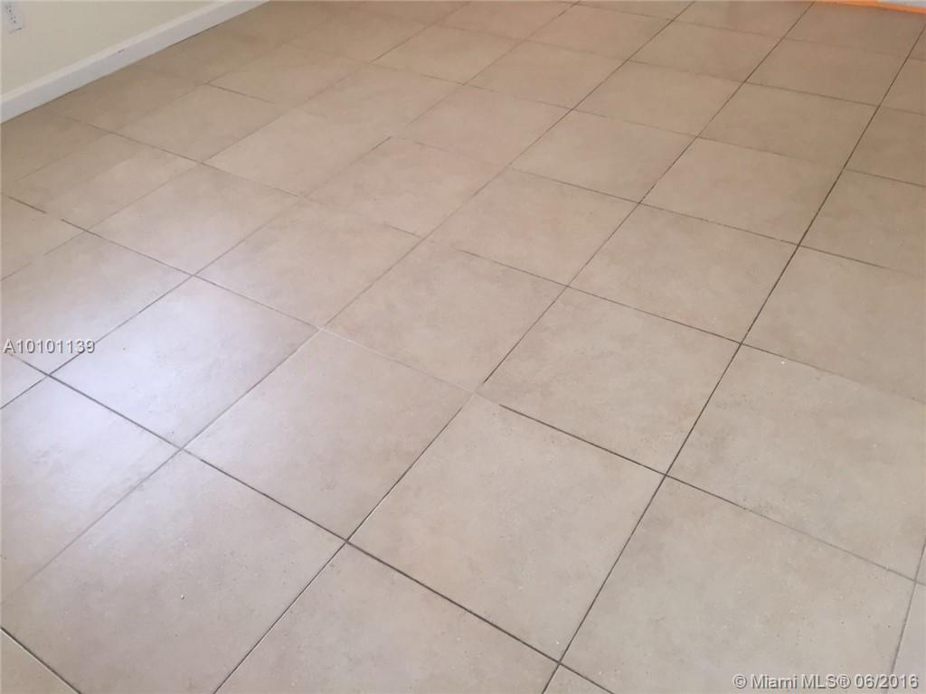 Emerald Isles Condo - Residential Lease