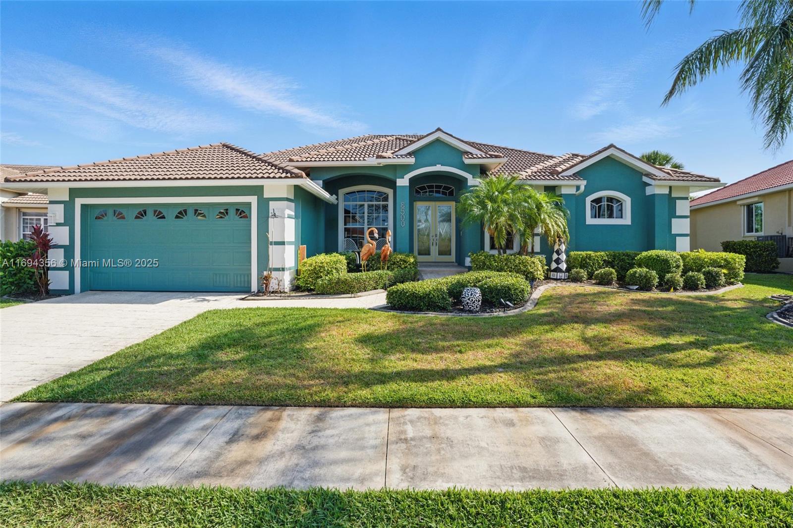 8500 Southwind Bay Cir, Fort Myers, Lee County, Florida - 3 Bedrooms  
3 Bathrooms - 