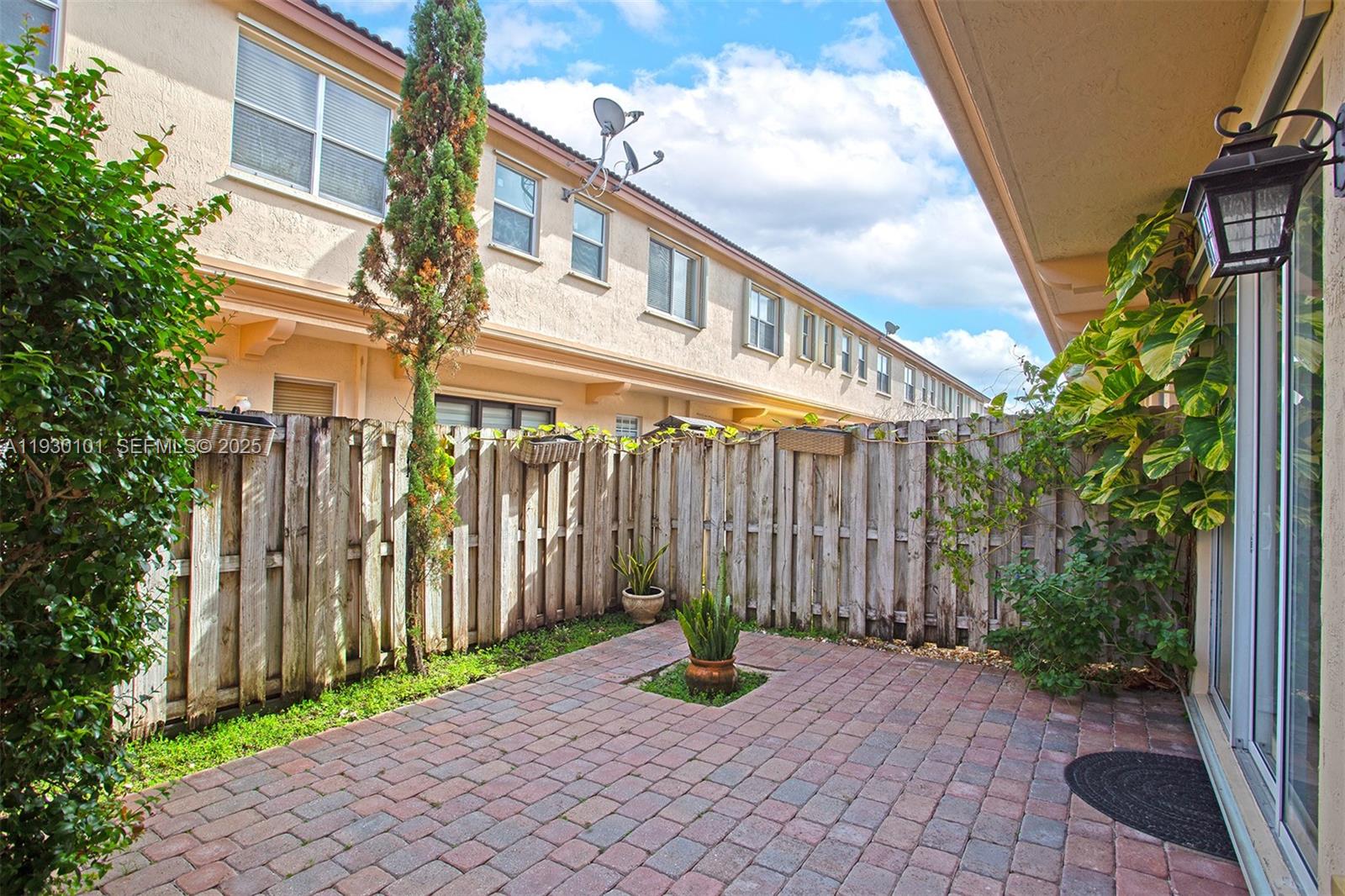 COURTS AT TUSCANY - Residential Lease