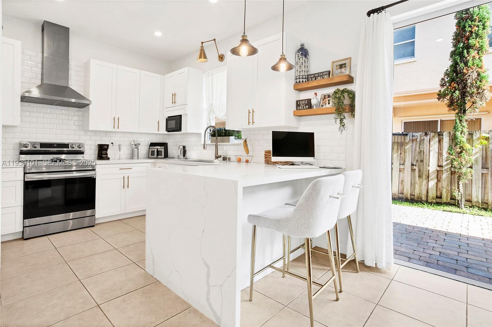 COURTS AT TUSCANY - Residential Lease