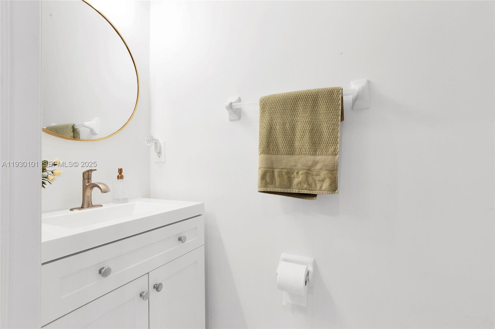 COURTS AT TUSCANY - Residential Lease