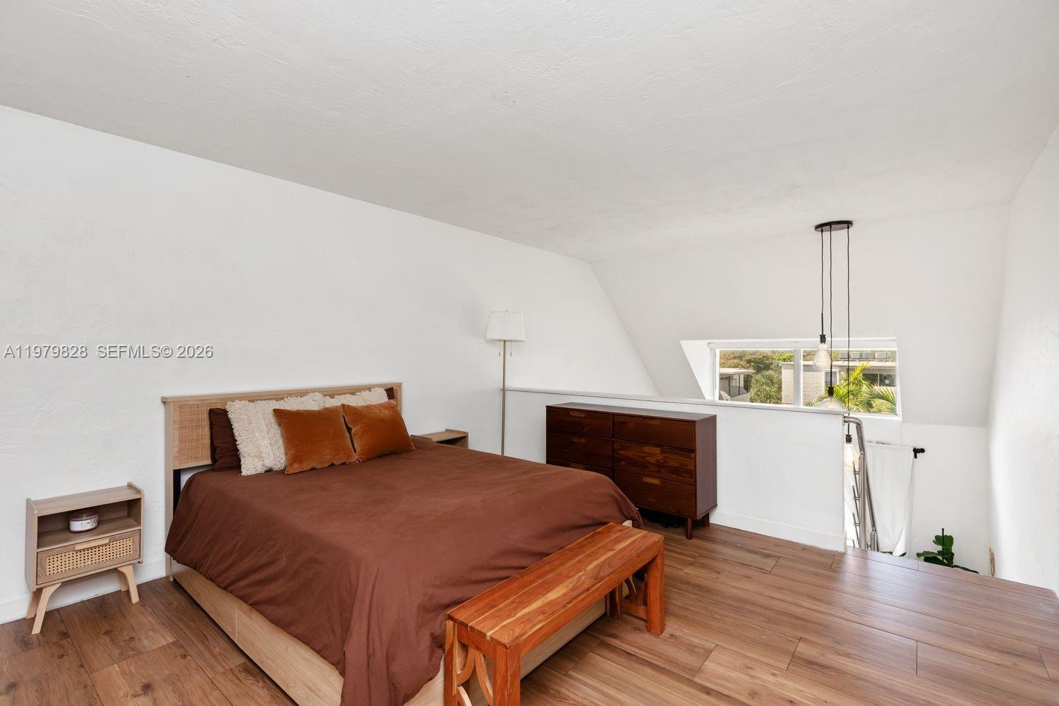 DADELAND GROVE CONDO - Residential