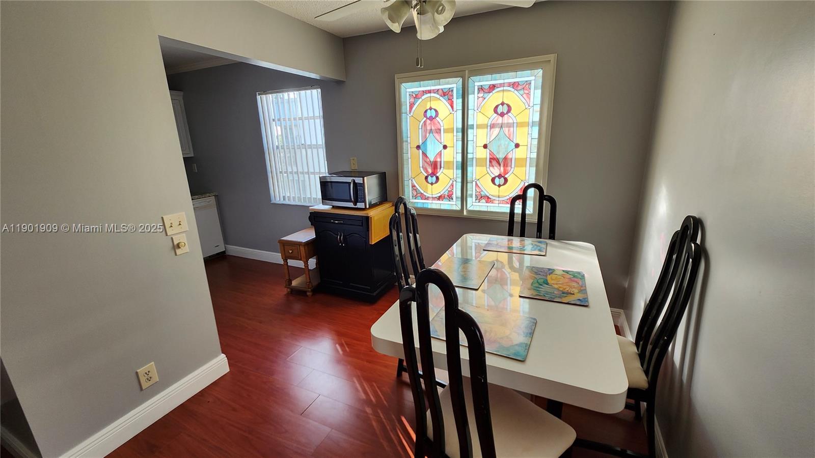 KINGS POINT SAXONY CONDOS - Residential Lease