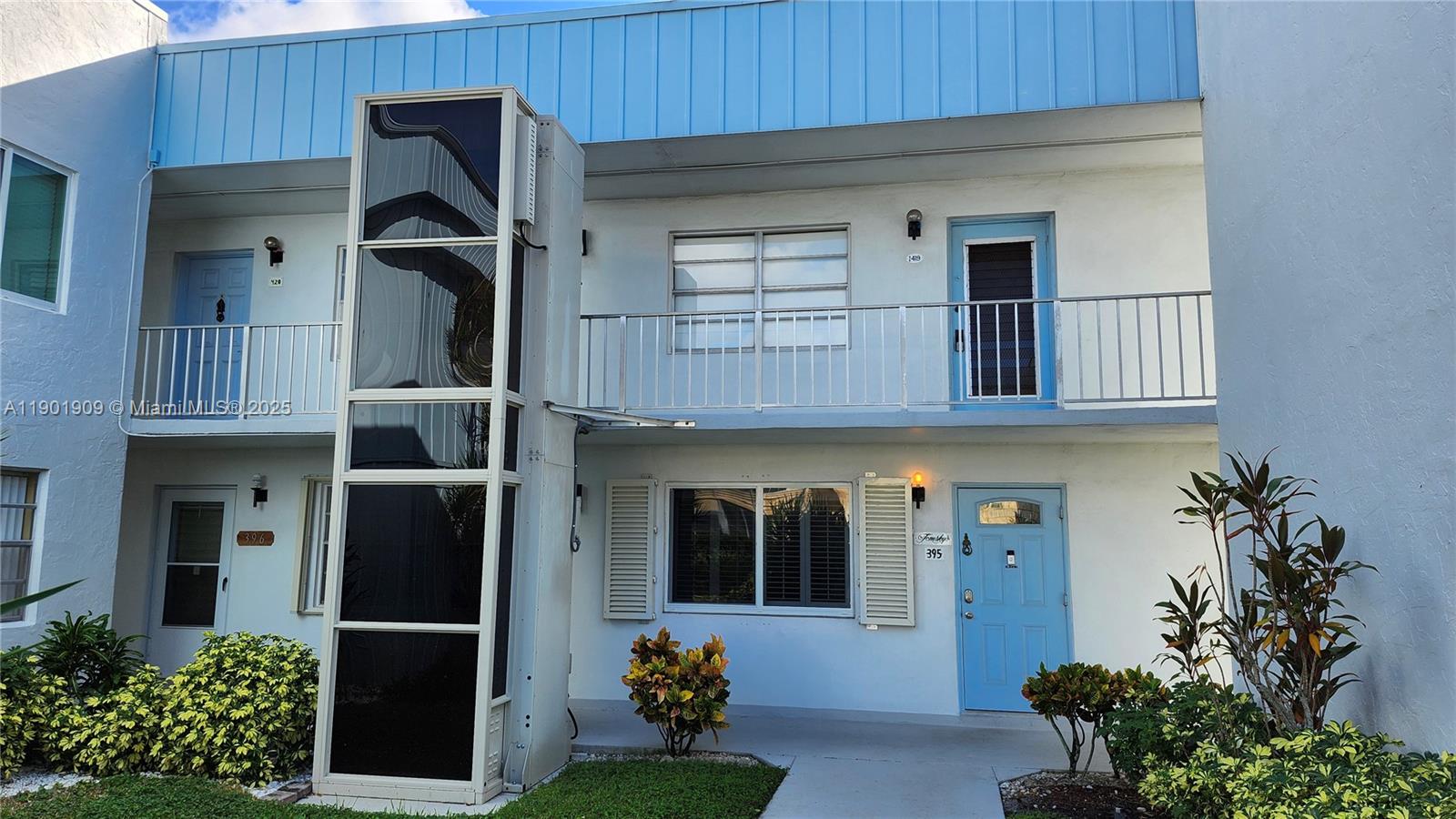 KINGS POINT SAXONY CONDOS - Residential Lease