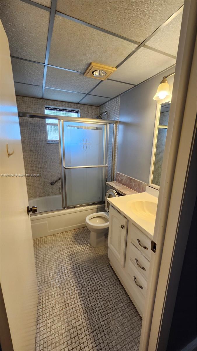 KINGS POINT SAXONY CONDOS - Residential Lease