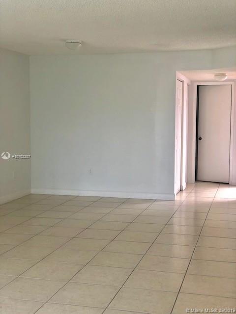 THE GREENS AT DORAL - Residential Lease