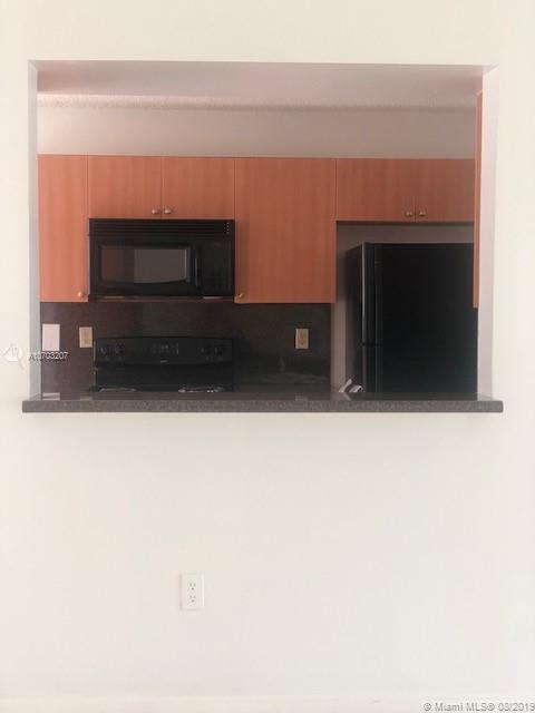 THE GREENS AT DORAL - Residential Lease