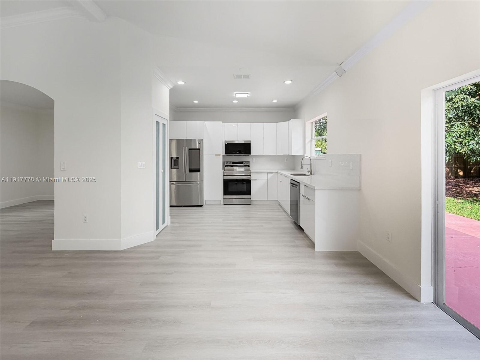 COUNTRY GROVE SOUTH - Residential