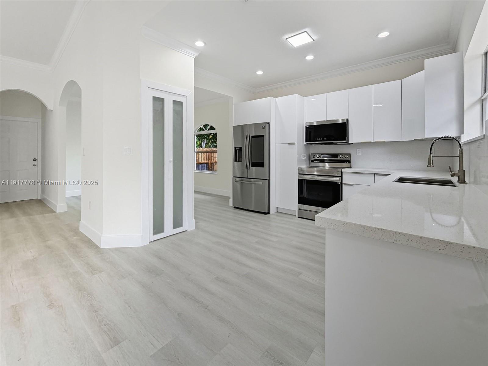 COUNTRY GROVE SOUTH - Residential